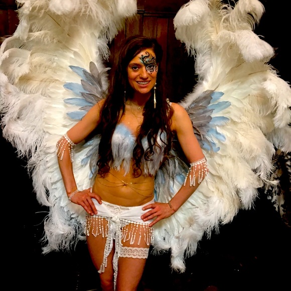 Meet your Posher, Misty - Picture 2 of 16